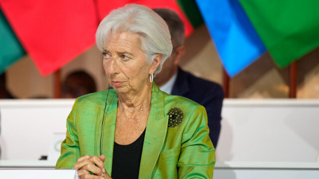 La présidente de la Banque centrale européenne, Christine Lagarde, écoutant la session de clôture du sommet du nouveau pacte financier mondial, à Paris, le 23 juin 2023. Crédit Photo: Lewis Joly / POOL / AFP

