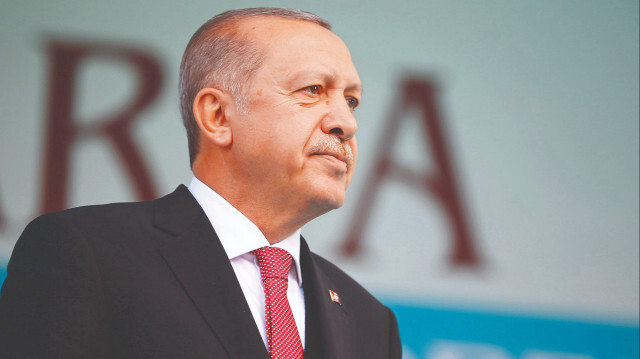 Cumhurbaşkanı Erdoğan, Türkiye Yüzyılı’nı inşa edecek Yeni Cumhurbaşkanlığı Kabinesi’ni Çankaya Köşkü’nde kamuoyu ile paylaştı. 