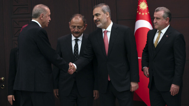 Cumhurbaşkanı Recep Tayyip Erdoğan, Çankaya Köşkü’nde düzenlediği basın toplantısında yeni kabine üyelerini açıkladı. 