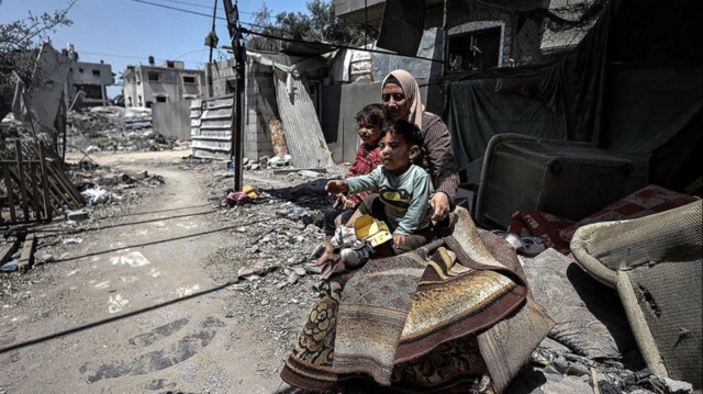 İsrail'in yaklaşık 15 yıldır havadan, karadan ve denizden abluka altında tuttuğu Gazze Şeridi'nde 365 kilometrekare alanda 2 milyondan fazla insan yaşıyor.
