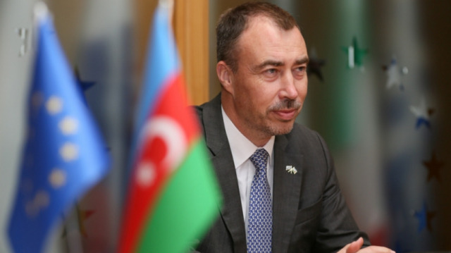 Премьер и глава МИД Армении обсудили со спецпредставителем ЕС диалог ...
