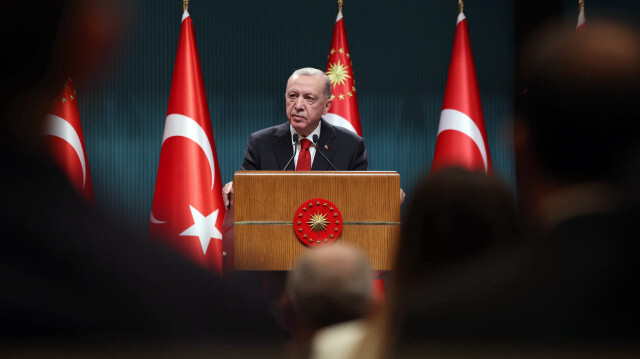 Cumhurbaşkanı Recep Tayyip Erdoğan, Cumhurbaşkanlığı Kabine Toplantısı sonrasında açıklamalarda bulundu.

