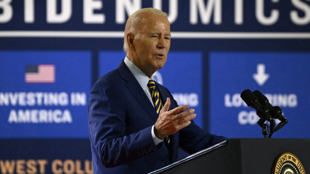 US President Joe Biden Arrives In London Ahead Of NATO Summit In ...