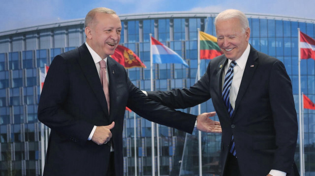 ABD Başkanı Biden, savunma konusunda Cumhurbaşkanı Erdoğan ile birlikte çalışmaya hazır olduğunu söyledi.