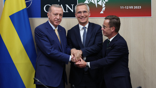 Cumhurbaşkanı Erdoğan, İsveç Başbakanı Ulf Kristersson ve NATO Genel Sekreteri Jens Stoltenberg ile dün NATO Zirvesi marjında bir araya geldi.