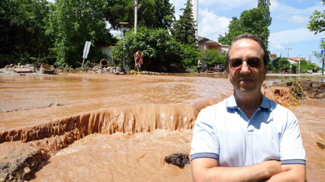 Şener, sel felaketi sonrası oluşabilecek hastalıklara karşı uyarıda bulundu.