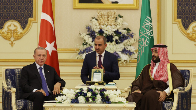 Cumhurbaşkanı Recep Tayyip Erdoğan ile Suudi Arabistan Veliaht Prensi Selman