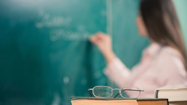 2023 İngilizce öğretmenlik taban puanları, başarı sıralaması ve kontenjanları