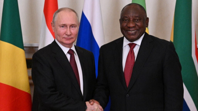 Le Président de la Fédération de Russie, Vladimir Poutine et son homologue sud africain, Cyril Ramaphosa. Crédit photo: RAMIL SITDIKOV / RIA NOVOSTI / AFP