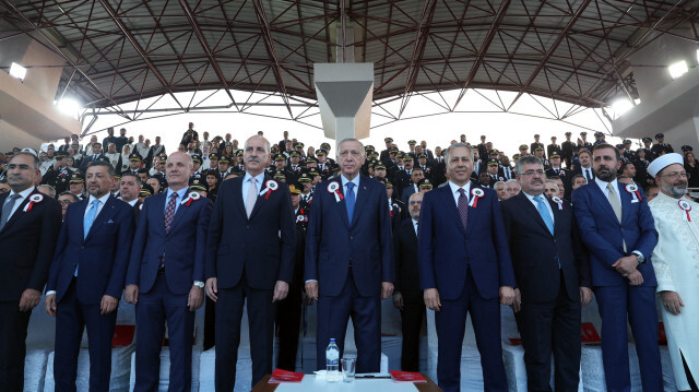 Cumhurbaşkanı Recep Tayyip Erdoğan, Gölbaşı Polis Akademisi'nde Polis Meslek Yüksekokulları Mezuniyet Töreni'ne katıldı.
