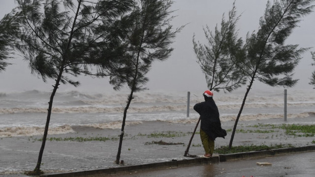 Le typhon Doksuri passe au nord des Philippines. Crédit photo: HOANG DINH NAM / AFP