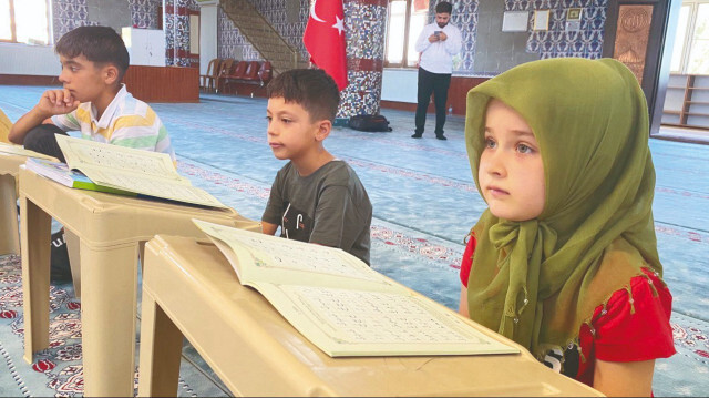 Diyanet’in yaz Kur’an kursları yoğun katılımla başladı.