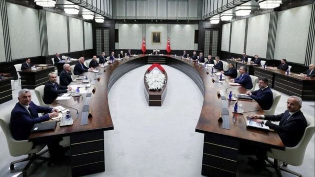 Kabine bugün toplanıyor.