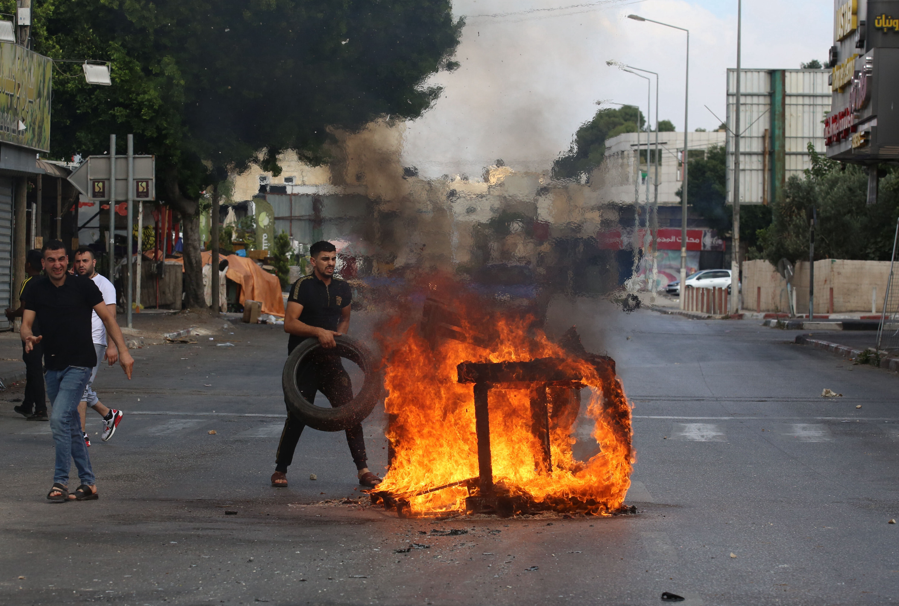 Israeli forces raided the Old City of Nablus