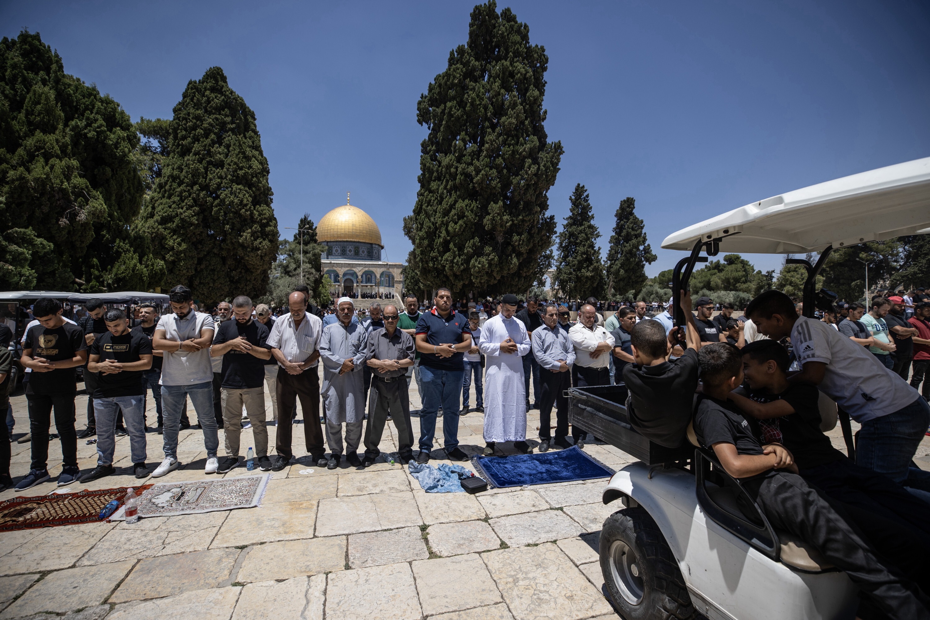 A poster exhibited in support of Jenin before Friday prayer at Aqsa Mosque