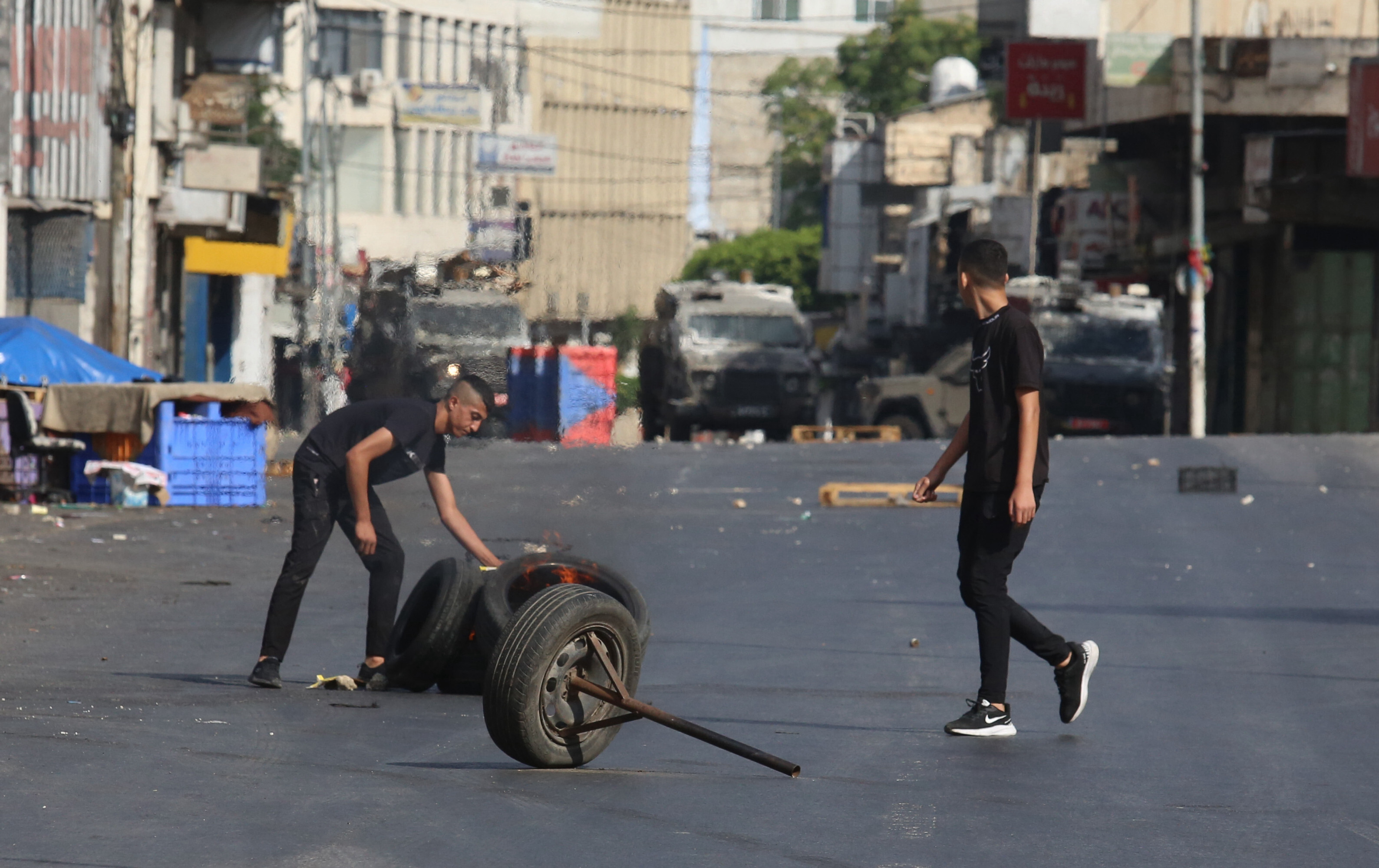 Israeli forces raided the Old City of Nablus