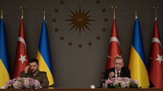 Le président ukrainien Volodymyr Zelensky et le président turc Recep Tayyip Erdogan. Crédit photo: OZAN KOSE / AFP