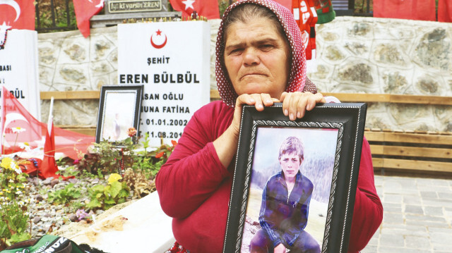 Şehit Eren Bülbül'ün annesi Ayşe Bülbül