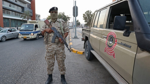 Un soldat libyen de la brigade 444. Crédit photo: Mahmud TURKIA / AFP