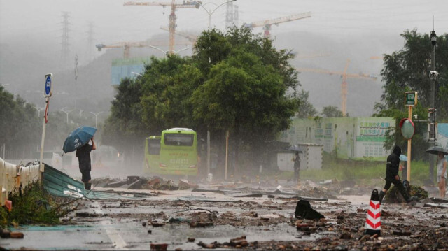 Çin’in başkenti Pekin’de son 140 yılın en şiddetli yağışı görüldü