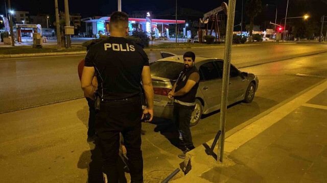 Durum üzerine olay yerine çok sayıda polis ekibi sevk edildi