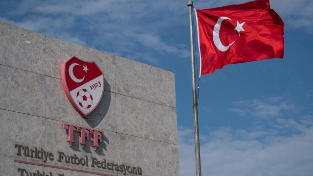 Galatasaray, Fenerbahçe, Beşiktaş - Adana Demirspor karşılaşmaları ertelendi.