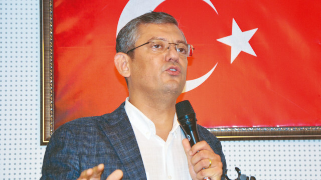 Özgür Özel.