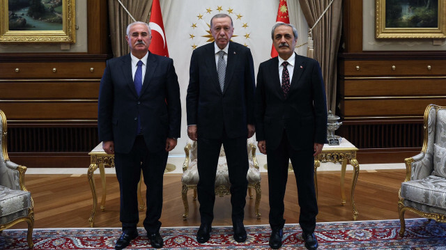 Cumhurbaşkanı Erdoğan Yargıtay Başkanı Akarca ile Yargıtay Başsavcısı Şahin'i kabul etti