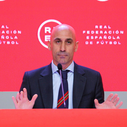 روبياليس يرفض الاستقالة من  رئاسة الاتحاد الإسباني لكرة القدم 