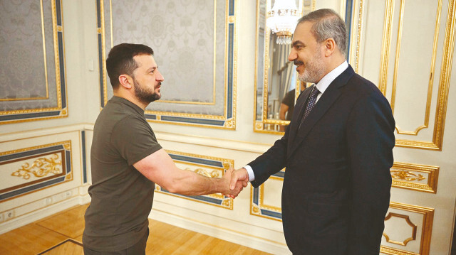 Dışişleri Bakanı Hakan Fidan, Zelenski ile görüştü.