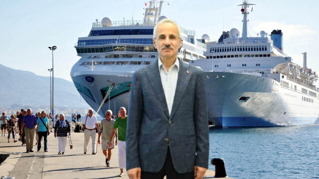 Bakan Uraloğlu, pandemi sonrası düşüş gösteren kruvaziyer turizminin 2023 yılı ilk 6 ayı 2022 yılına göre yolcu sayısı 2 kat arttığını söyledi.