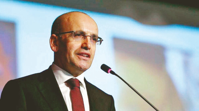 Mehmet Şimşek.