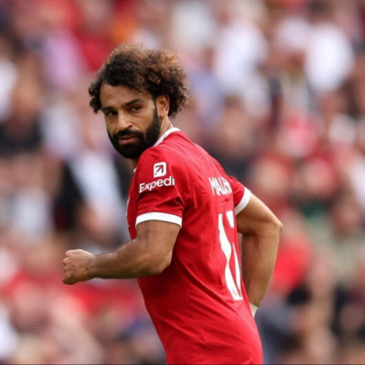 هل سينضم محمد صلاح إلى نادي الاتحاد السعودي؟
