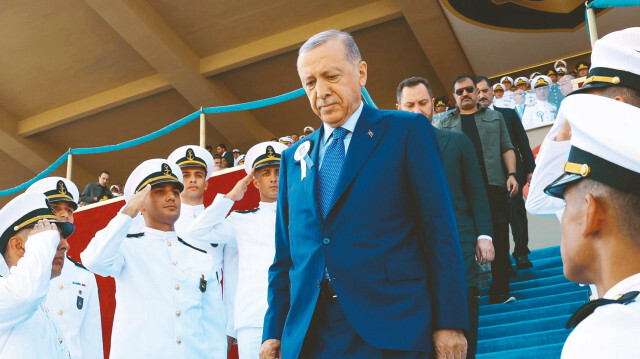Cumhurbaşkanı Recep Tayyip Erdoğan, Milli Savunma Üniversitesi Deniz Harp Okulu Komutanlığı ile Hava Harp Okulu Komutanlığı’nın diploma ve sancak devir teslim törenlerinde açıklamalarda bulundu. 