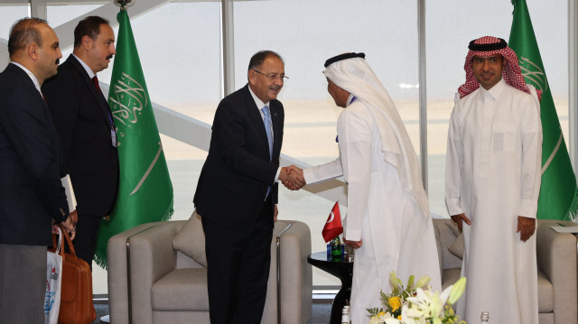 Bakan Özhaseki, Suudi Arabistan Belediye, Kırsal İşler ve Konut Bakanı ile görüştü.
