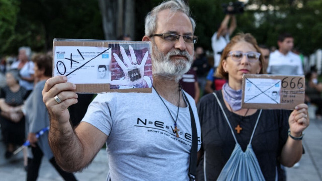 Des manifestants grecs contre la délivrance des nouvelles cartes d'identité biométriques, à Athènes, le 10 septembre 2023. Crédit Photo: ARIS OIKONOMOU / AFP
