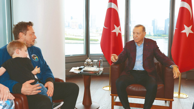 Cumhurbaşkanı Erdoğan, Türkevi’ndeki temasları kapsamında Tesla ve SpaceX’in kurucusu Elon Musk’ı kabul etti.