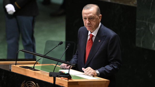 Cumhurbaşkanı Recep Tayyip Erdoğan, Birleşmiş Milletler (BM) Genel Kurul Salonu'nda BM'nin 78’nci Genel Kurulu görüşmelerinde katılımcılara hitap etti.
