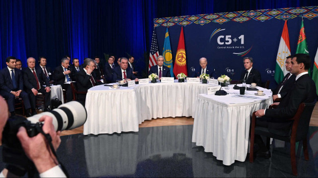 Orta Asya-ABD Devlet Başkanları Birinci Zirvesi New York'ta yapıldı.