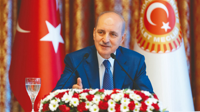 Numan Kurtulmuş.