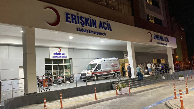 Aydın'da bir polis memuru bıçaklandı.