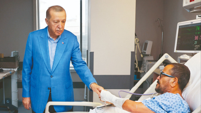Cumhurbaşkanı Recep Tayyip Erdoğan, Ali Sabancı ve eşi Vuslat Doğan Sabancı’yı hastanede ziyaret etti. 
