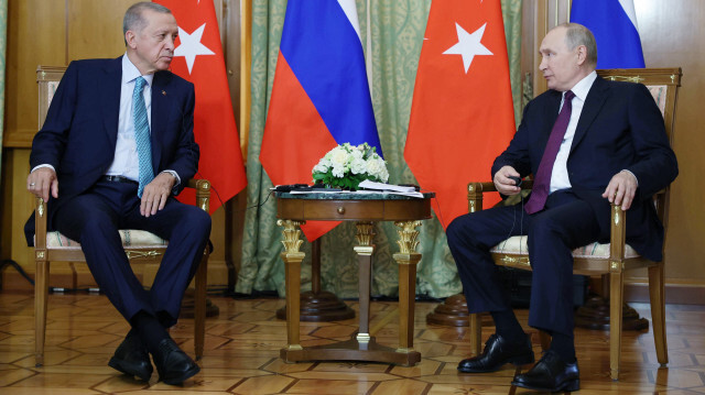 Cumhurbaşkanı Recep Tayyip Erdoğan ile Rusya Devlet Başkanı Vladimir Putin Soçi'de bir araya geldi.
