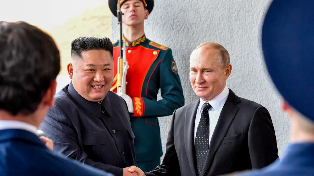 Глава Северной Корее Ким Чен Ын и президент России Владимир Путин

