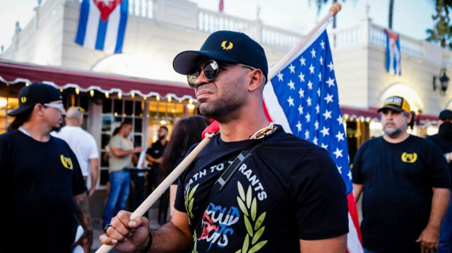 Enrique Tarrio, leader des Proud Boys. Crédit Photo: Eva Marie UZCATEGUI / AFP.