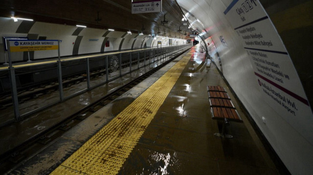 Kayaşehir metro.