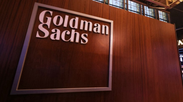 Le logo de Goldman Sachs à la Bourse de New York .Crédit photo: MICHAEL M. SANTIAGO / GETTY IMAGES NORTH AMERICA / GETTY IMAGES VIA AFP