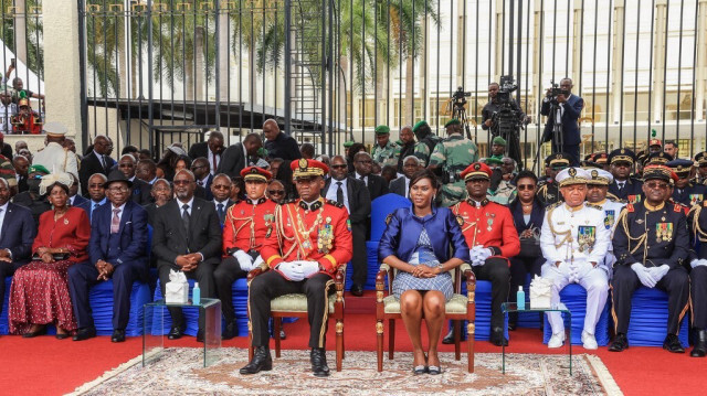 Le nouveau fort du Gabon, le général Brice Oligui Nguema, qui a été inauguré en tant que président intérimaire du Gabon et son épouse Zita Nyangue Oligui Nguema. Crédit photo: AFP