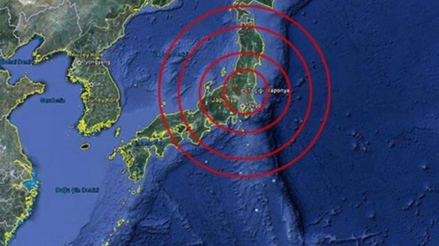 Japonya'da 7.6 büyüklüğünden deprem meydana gelmişti. 