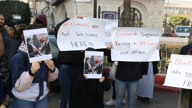 Les manifestants accusent les États-Unis de soutenir l'offensive meurtrière israélienne contre l'enclave palestinienne assiégée, le 10 janvier 2024.